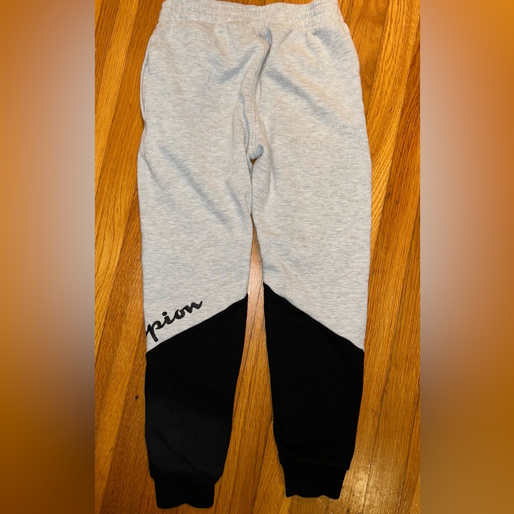 2 pairs boys Champion sweatpants size medium large
